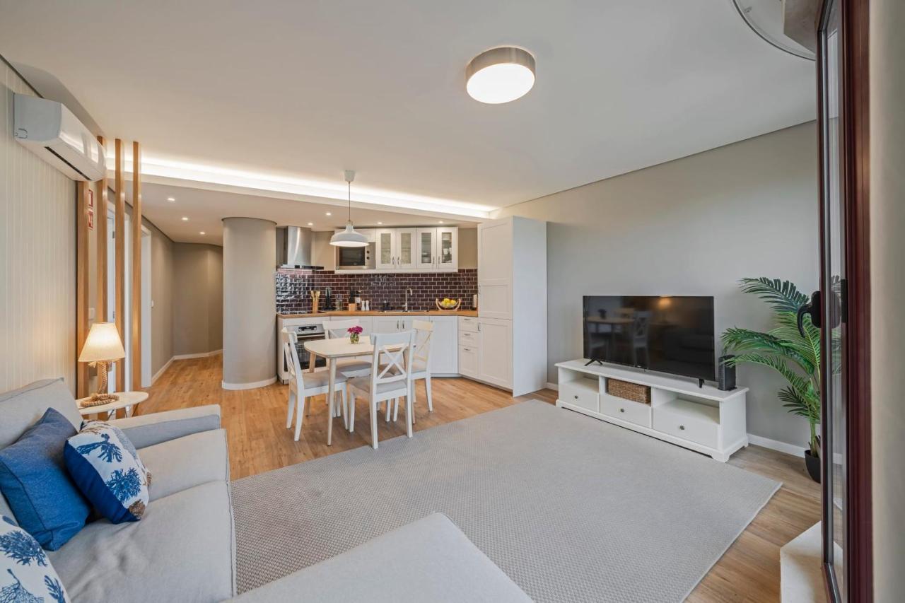 פונשל The Boats Apartment By An Island Apart מראה חיצוני תמונה